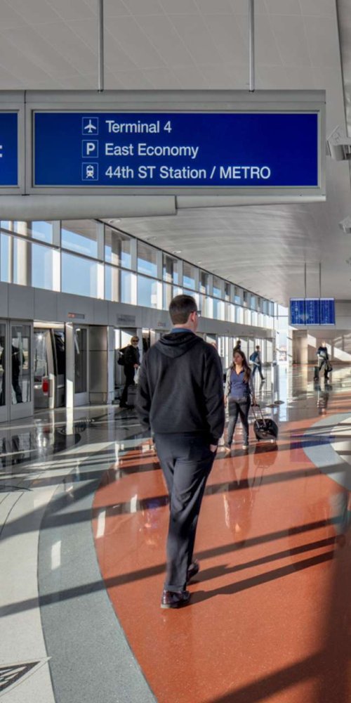 Phoenix Sky Harbor Intl Airport, AZ US driving scene