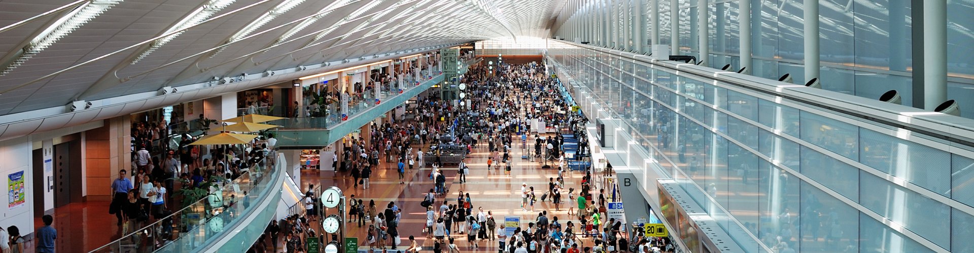 Scenic drive near Tokyo Haneda Airport