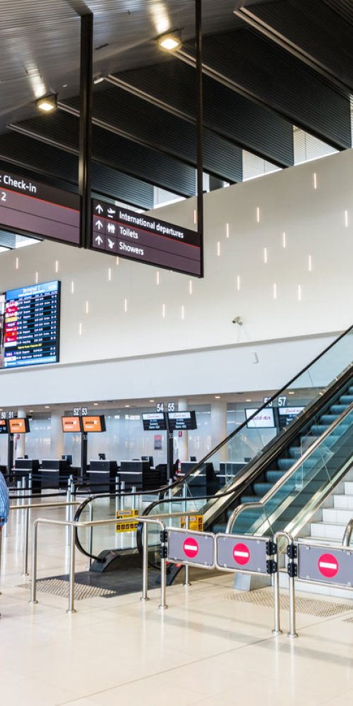 Car driving from Perth Intl Airport towards city centre