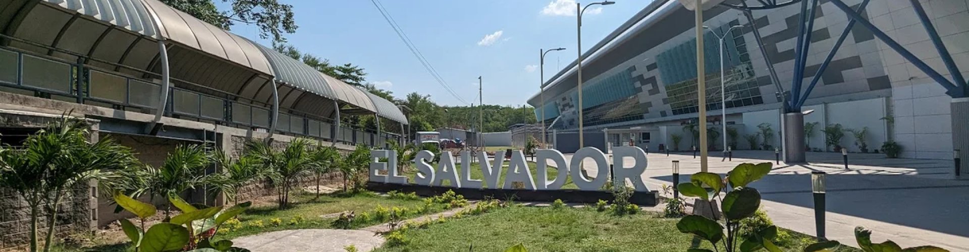 Scenic Salvadoran road trip landscape