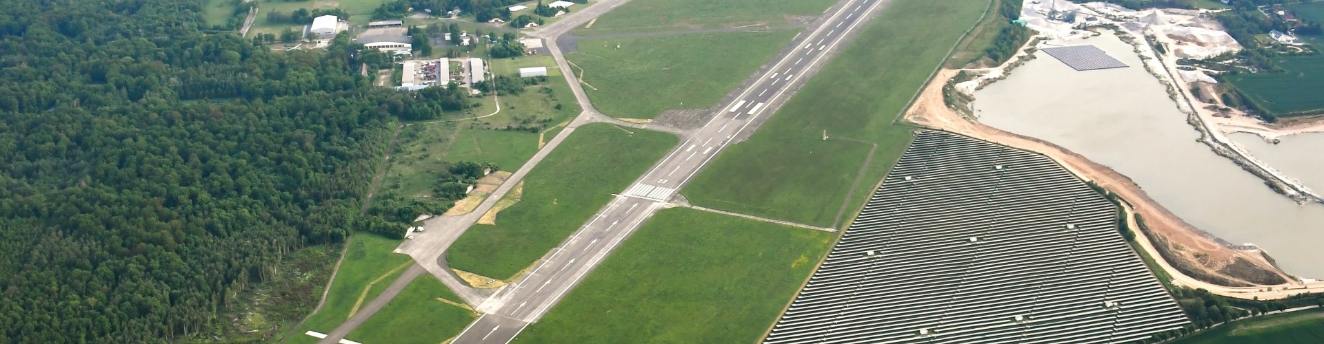 Scenic drive from Leipzig Altenburg Airport