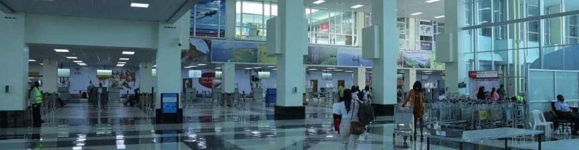 Scenic road near Entebbe/Kampala Intl Airport, UG