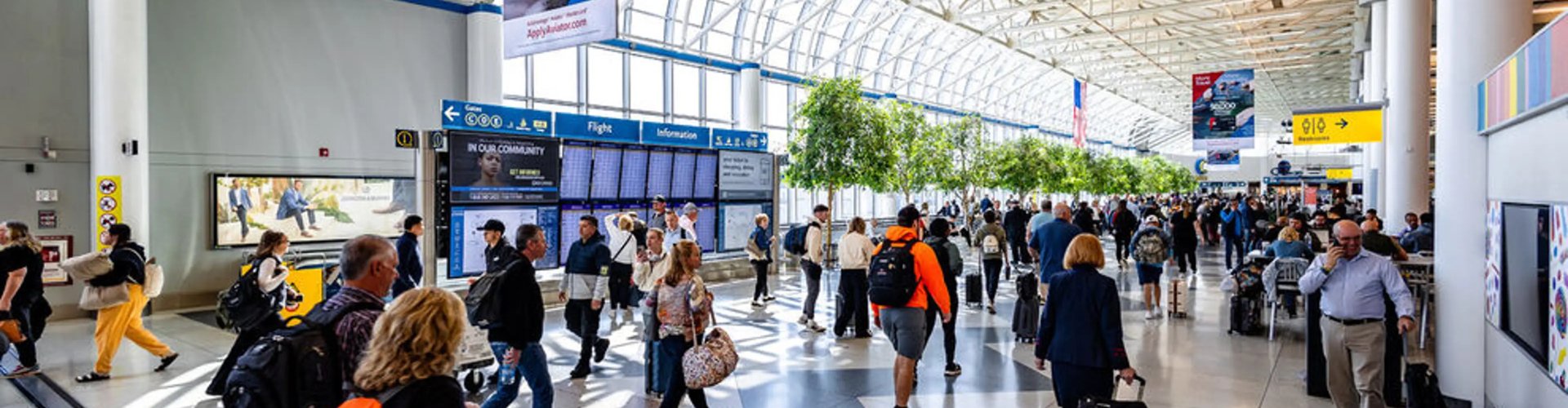 Scenic road view near Charlotte, North Carolina
